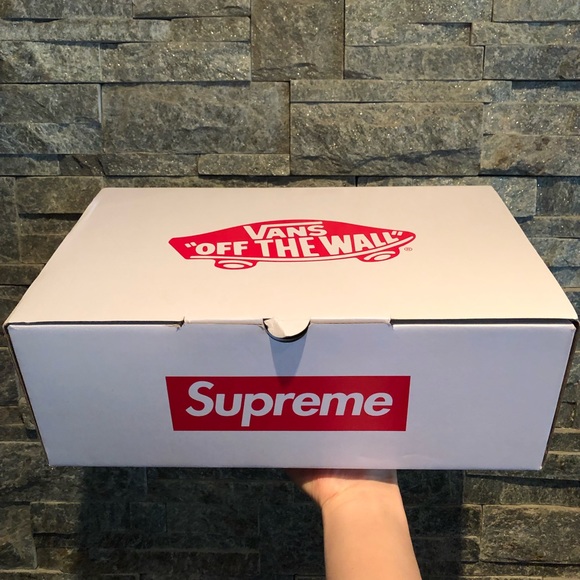 Vans x Supreme x Jean Paul Men Size 8 - Picture 2 of 7